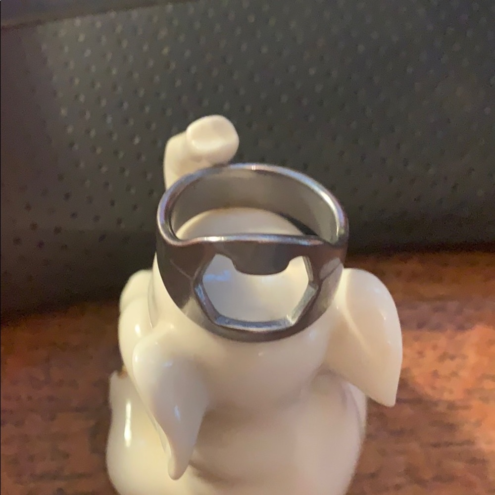 Silver tone ring